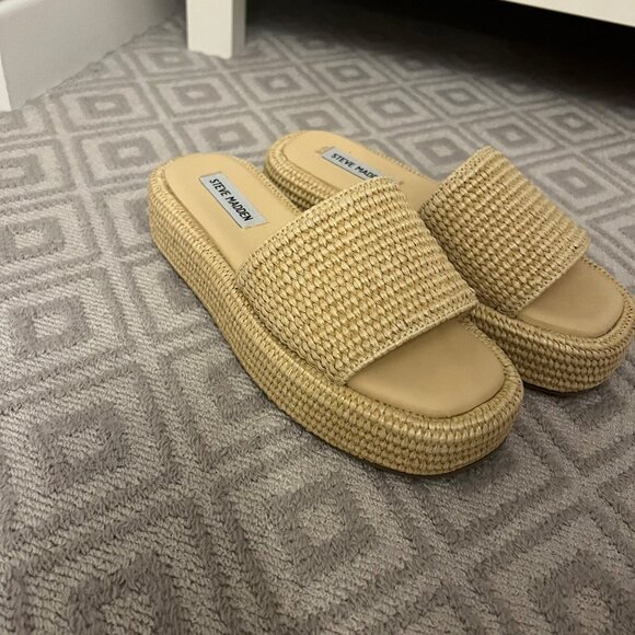 Steve Madden - 	 BEACHY NATURAL FABRIC SANDALS - Picture 2 of 3